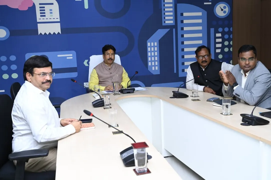  H&UD Minister Krushna Chandra Mohapatra chairs a review meeting on Atal Bus Stand 