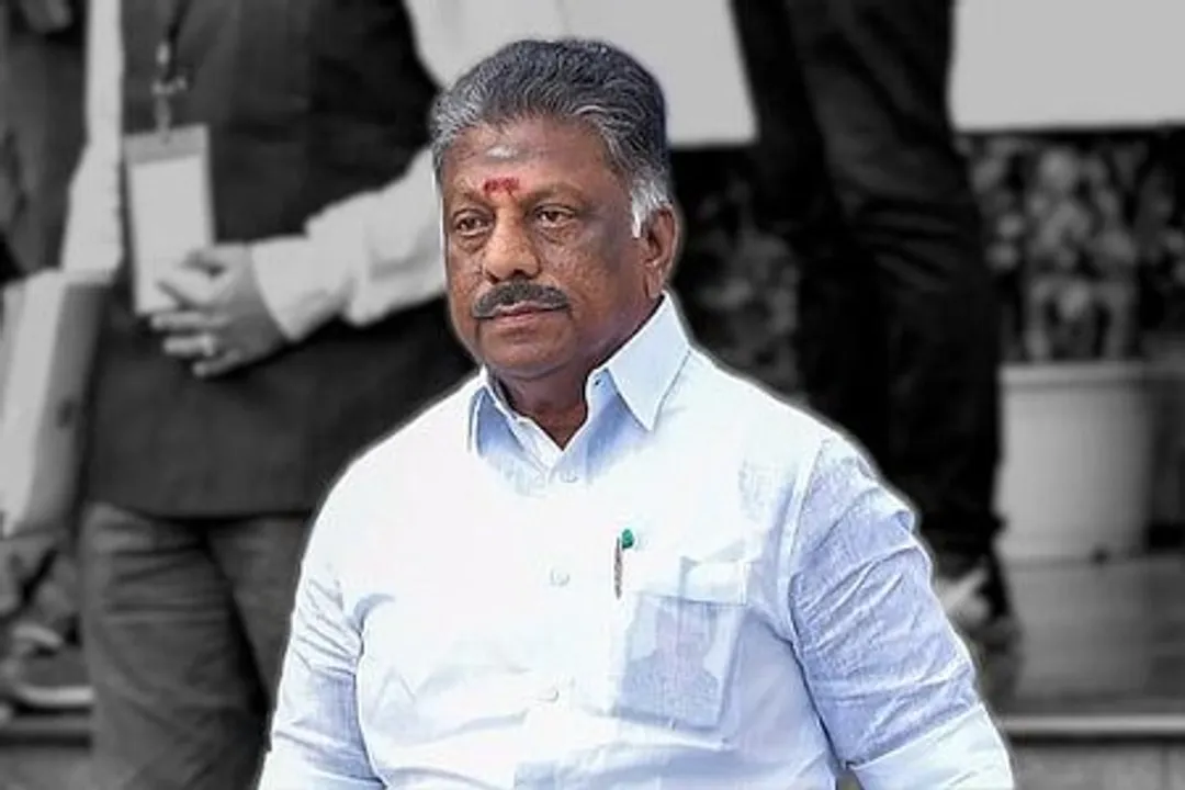  Former Tamil Nadu CM  O. Panneerselvam .  