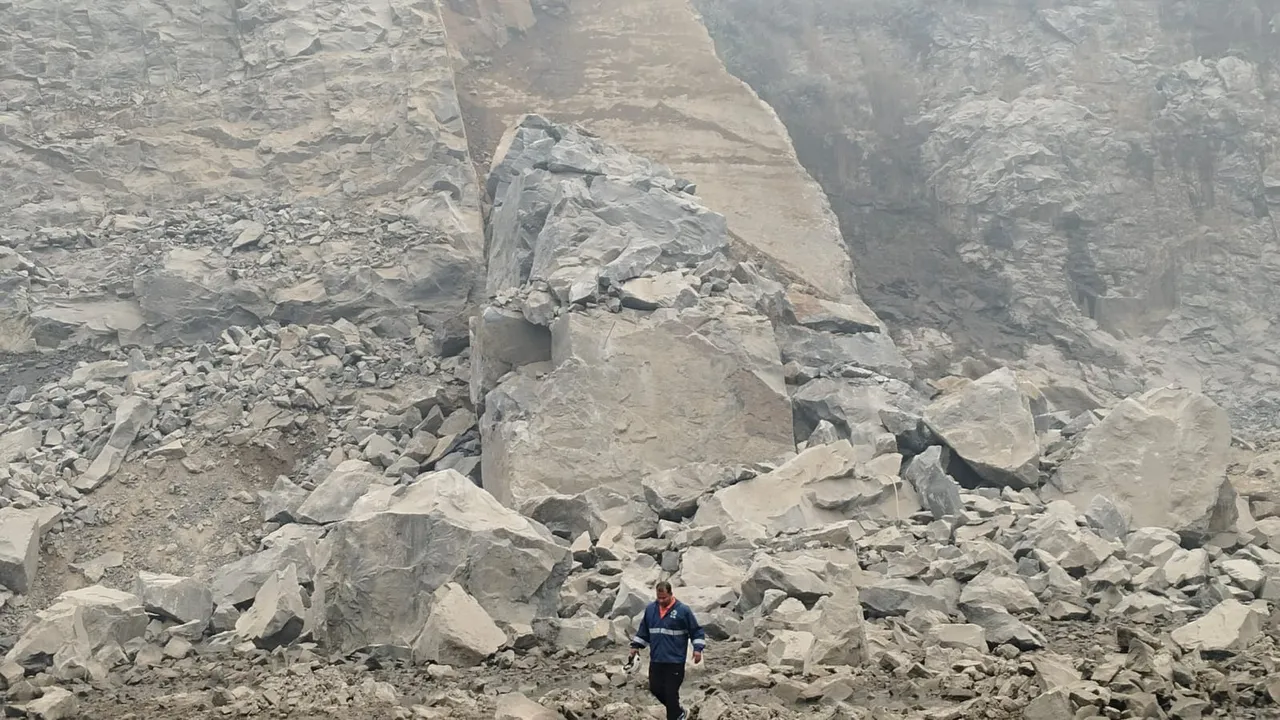  Multiple deaths suspected after explosion at stone quarry in Odisha’s Dhenkanal