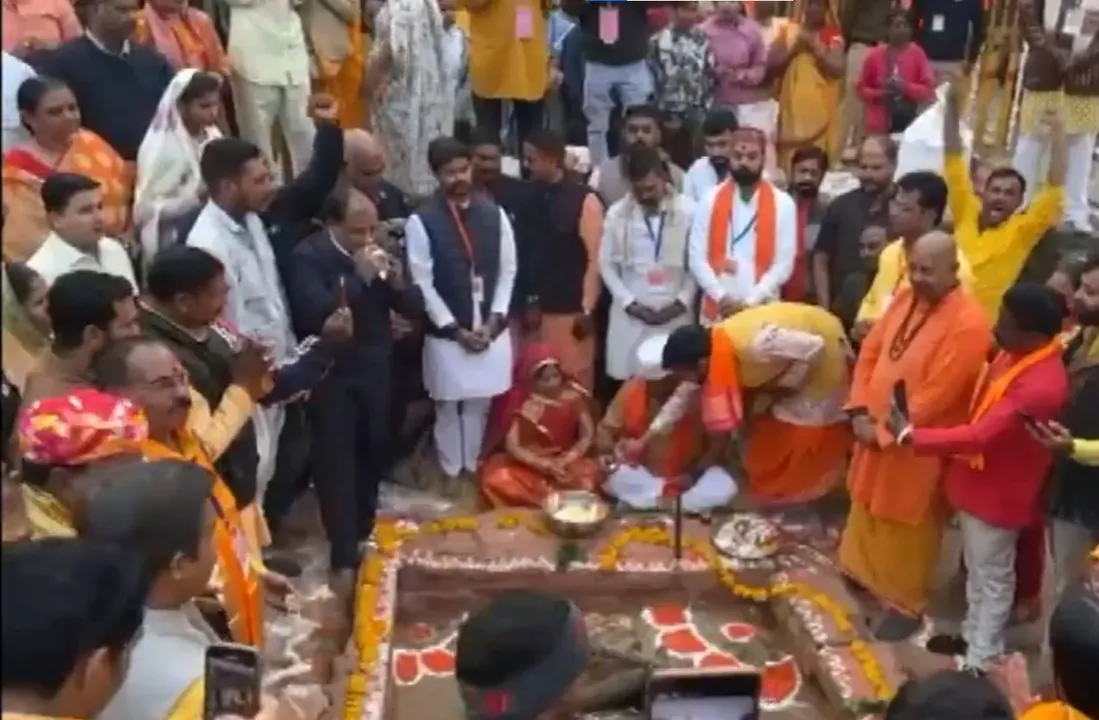  Hindu devotees offered prayers and worship to Goddess Saraswati at historic Bhojshala complex in Madhya Pradesh's Dhar district on Basant Panchami 