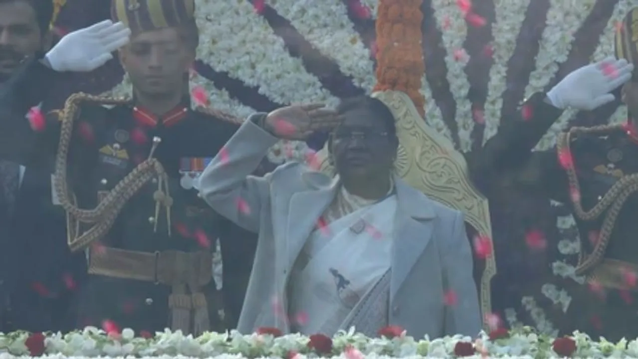  President Droupadi Murmu unfurls national flag at Kartavya Path on Republic Day