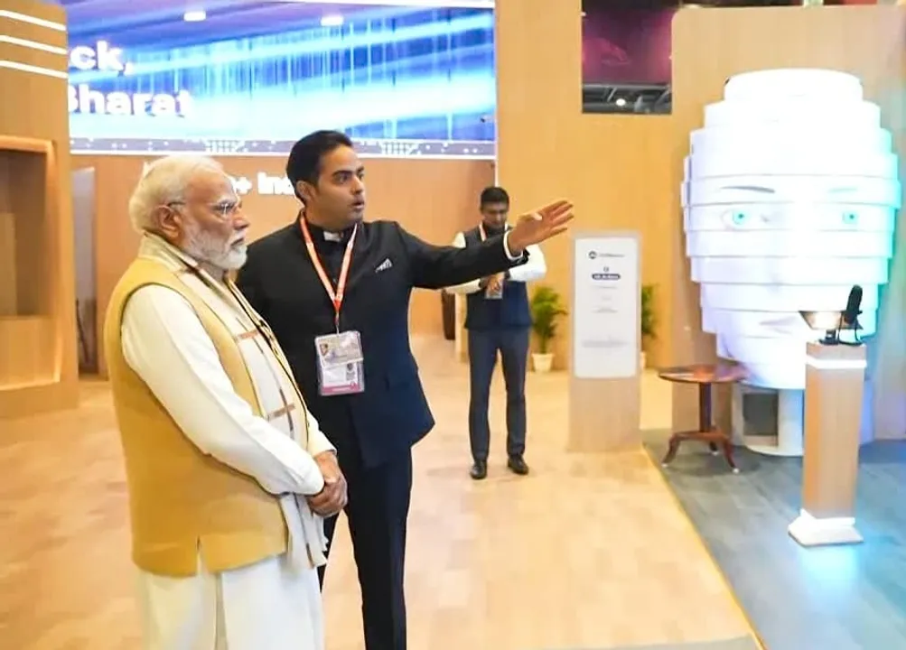 PM Modi at Jio Pavilion