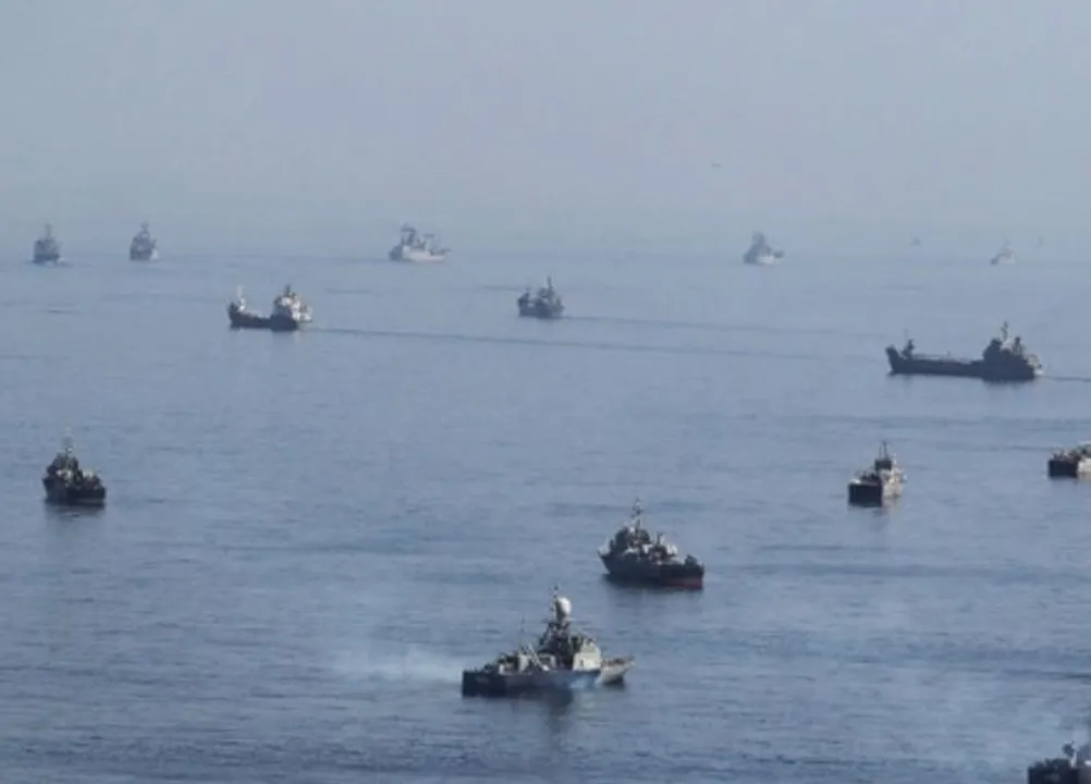  Iran, Russia hold joint drill as Trump hints at 15-day deadline