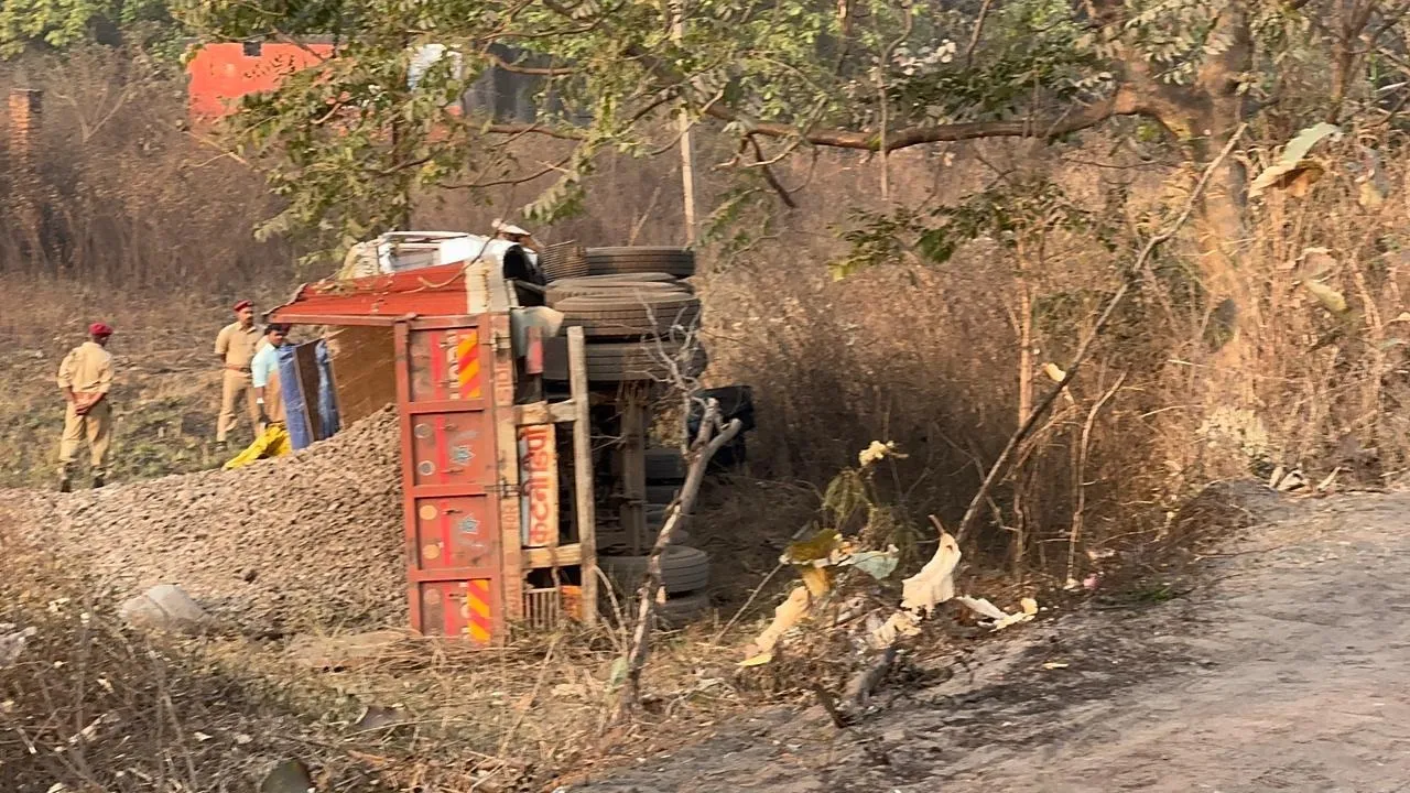  5 policemen killed in road accident in Odisha's Jharsuguda