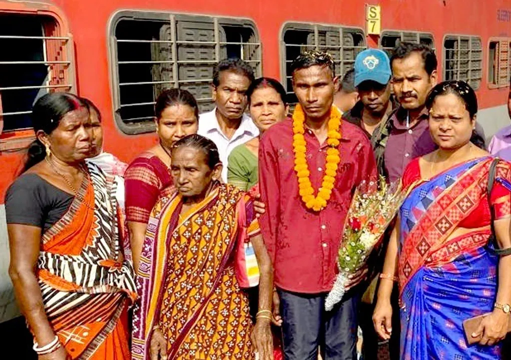  18 years later, Odisha man reunites with family after captivity in Jammu and Kashmir