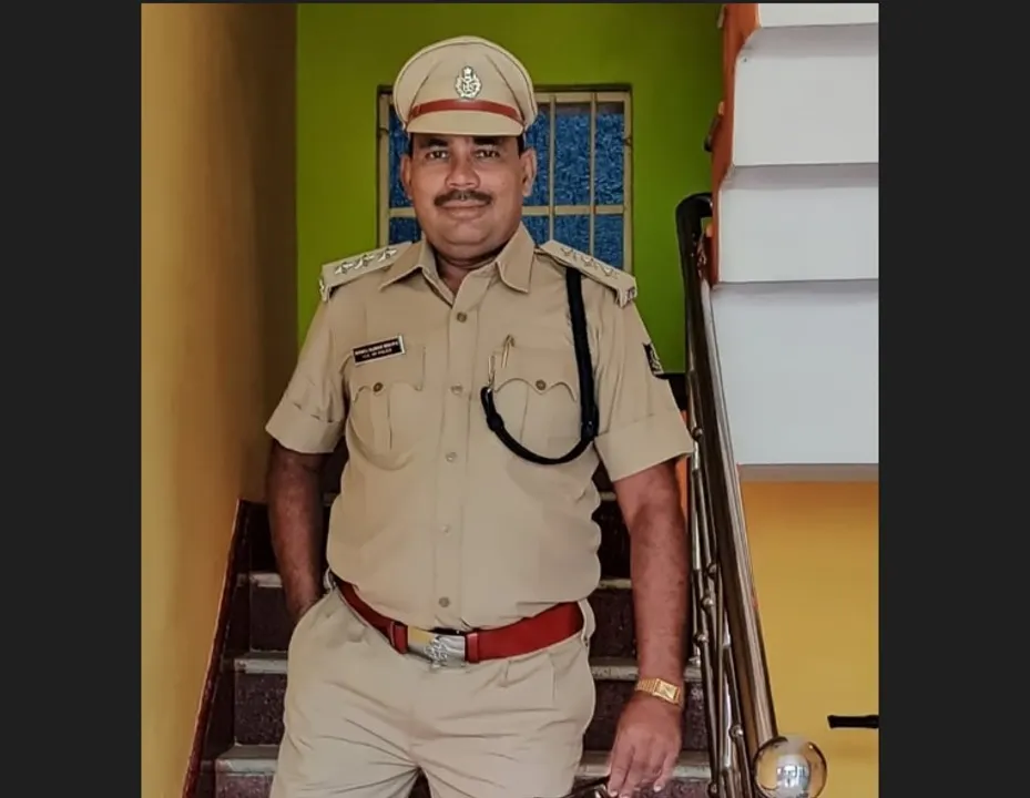 Odisha man posing as police inspector marries; arrested