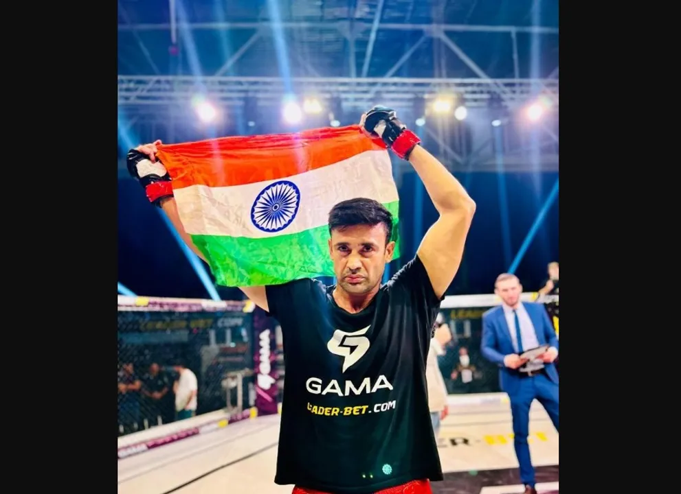  Sangram Singh becomes first Indian male wrestler to win MMA fight