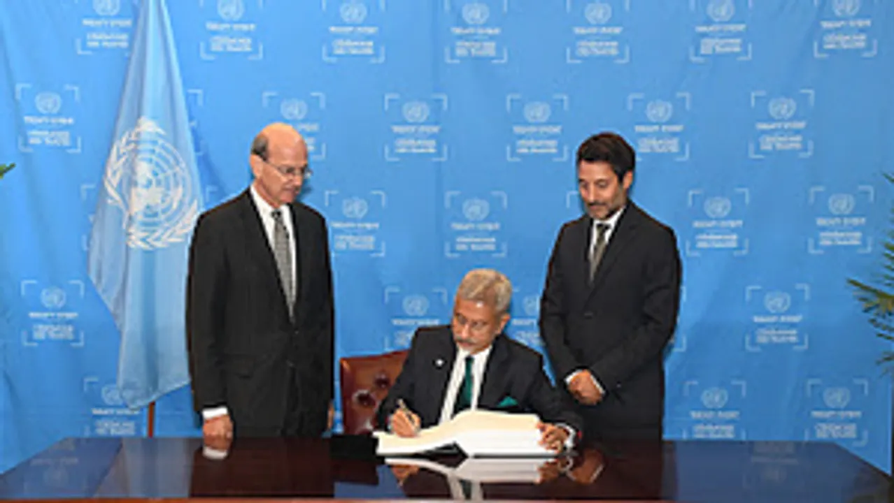  India signs treaty to protect marine biodiversity on high seas