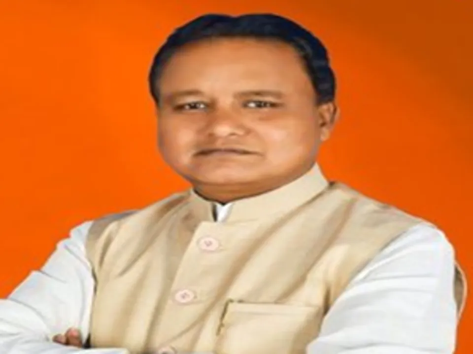  Odisha CM to visit Puja pandals in twin cities