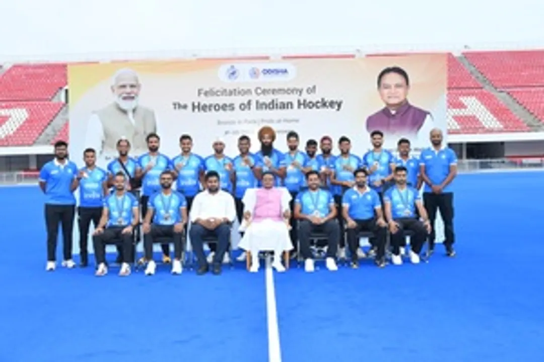  Odisha government felicitates Olympic Hockey medalists