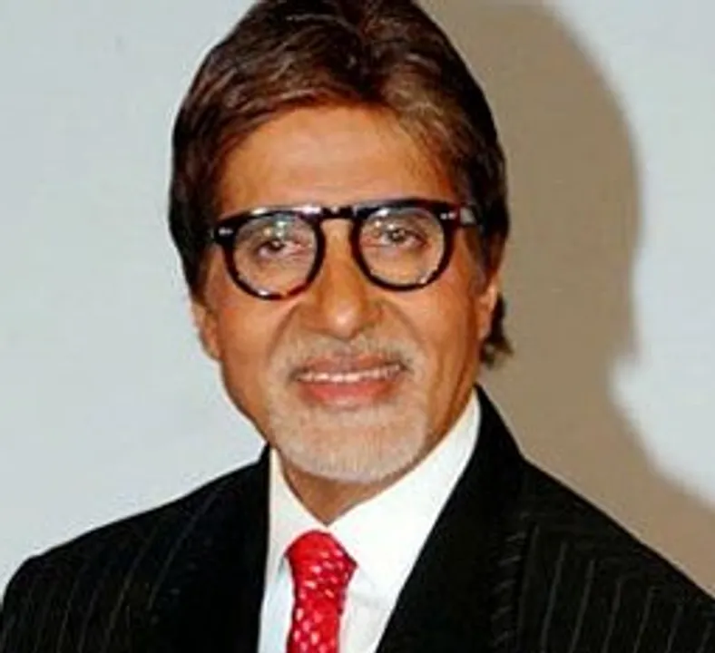  Modi wishes Amitabh on turning 75