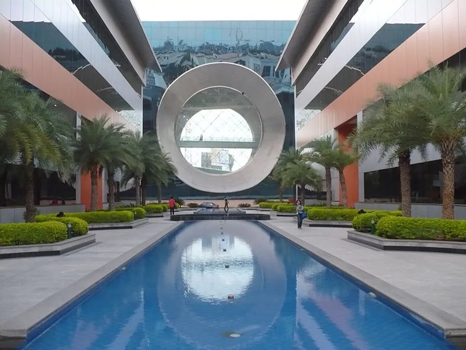  Young Techies Leaving Infosys In Droves