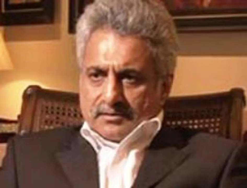  Pinaki Misra 