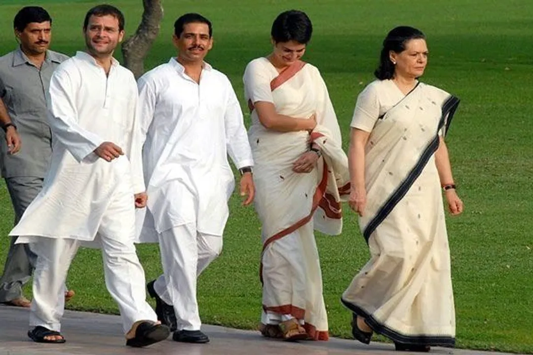  Gandhi Family Fights For Survival After Striking A Deal !