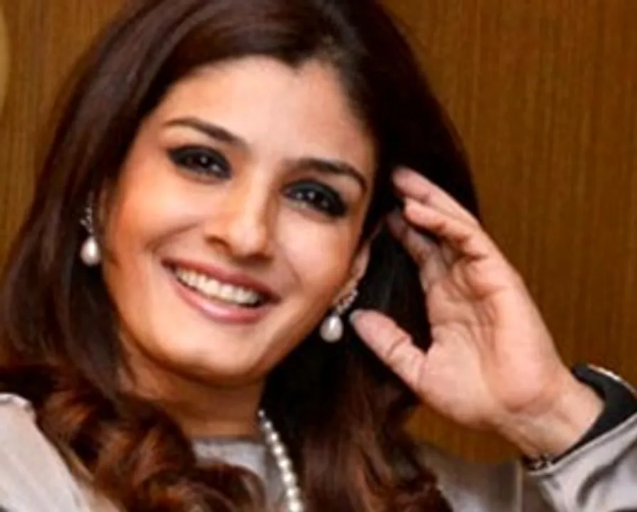  Raveena Tandon 