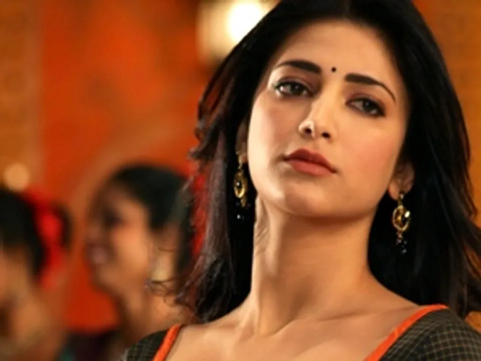  Shruti Hasan ( source:hdwallpaper.in) 
