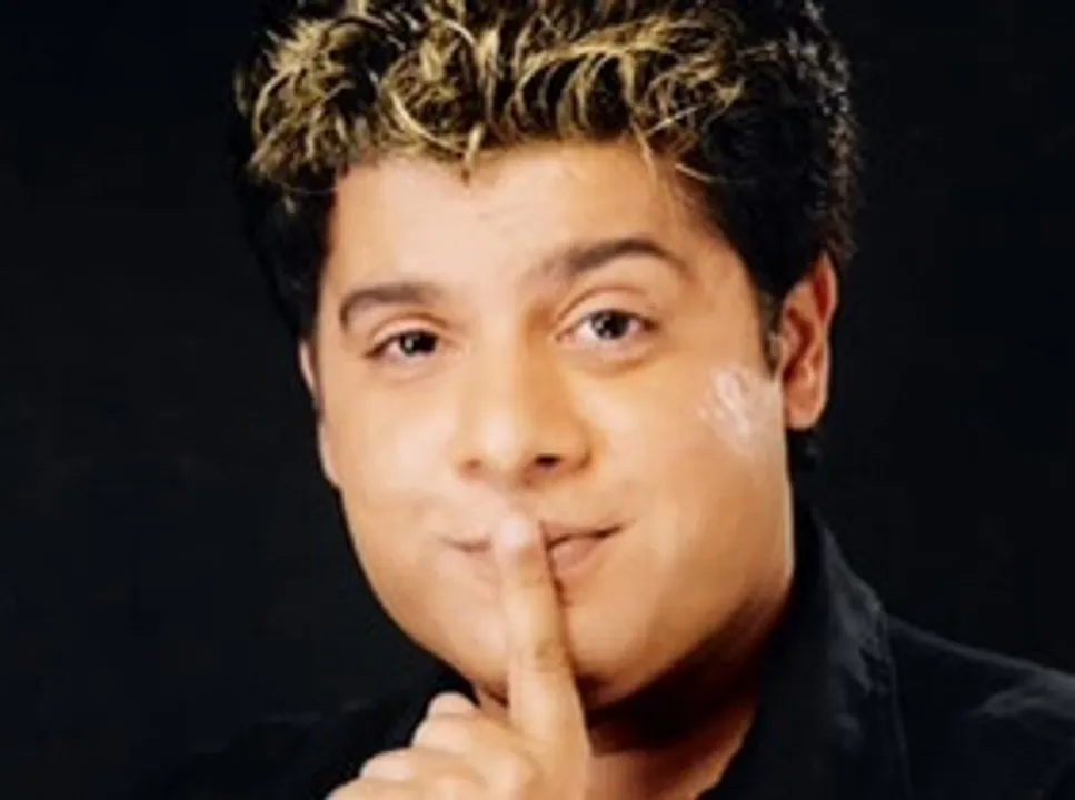  Sajid Khan 