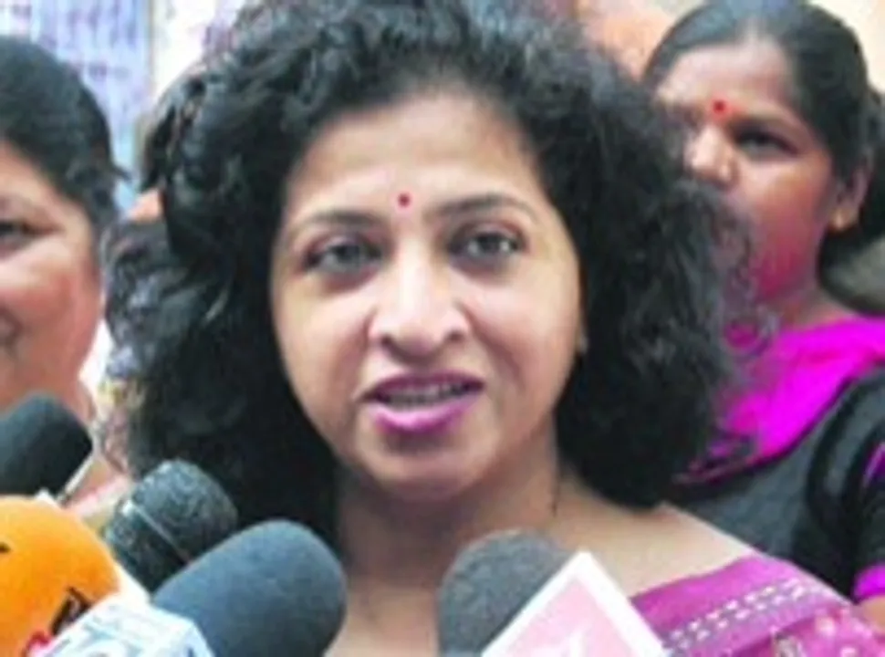  Shobha Oza 