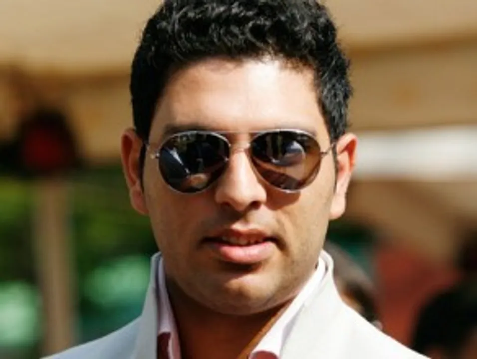  Yuvraj Singh ( source-celebrityhairstylez.com) 