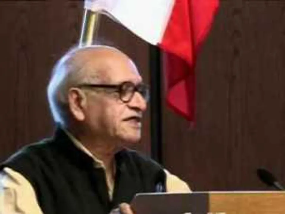  REMEMBERING BIPAN CHANDRA, MY TEACHER