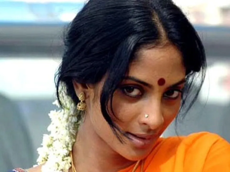  Sriya Reddy
(Courtesy-ebharat.in) 