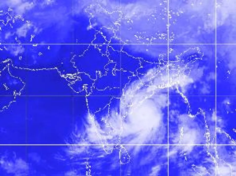  Sat Pic of Hudhud (IMD) 