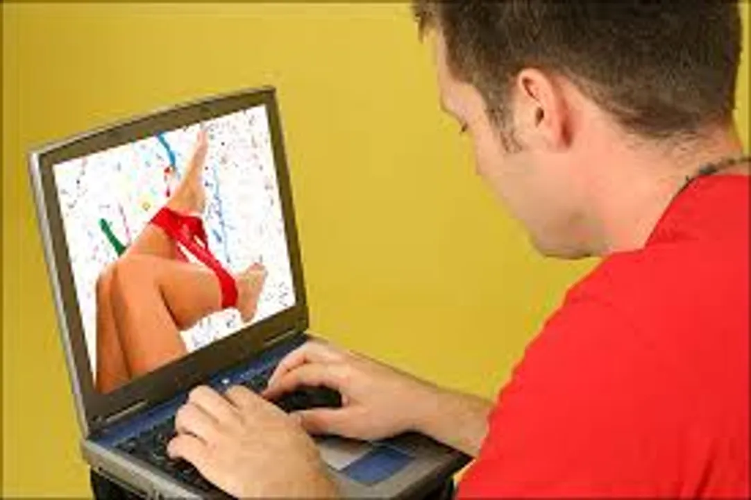  Men watching porn may be less satisfied in relationships