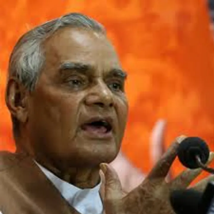  Atal Bihari Vajpayee: A giant in Indian politics