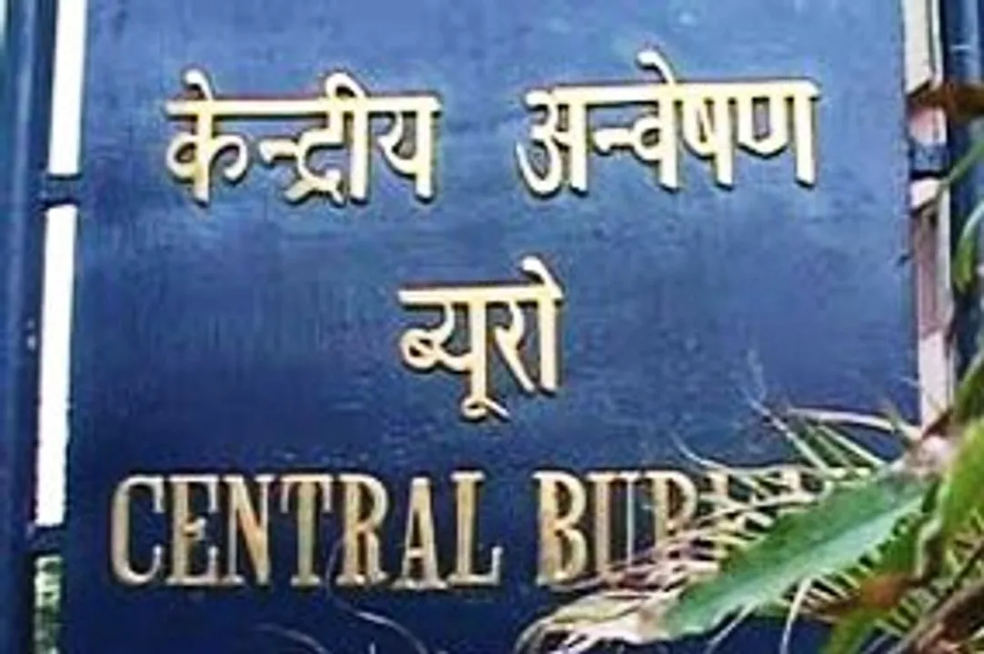  Kejriwal's principal secretary Rajendra Kumar arrested