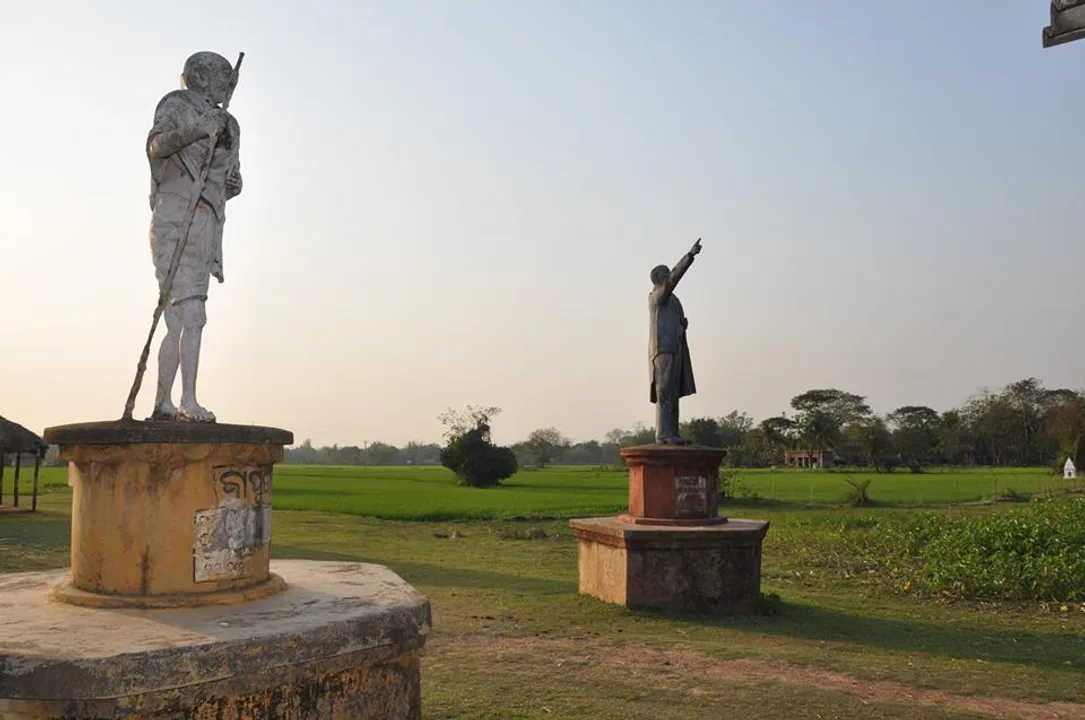  The Place in Odisha Where Gandhi & Lenin Rub Shoulders