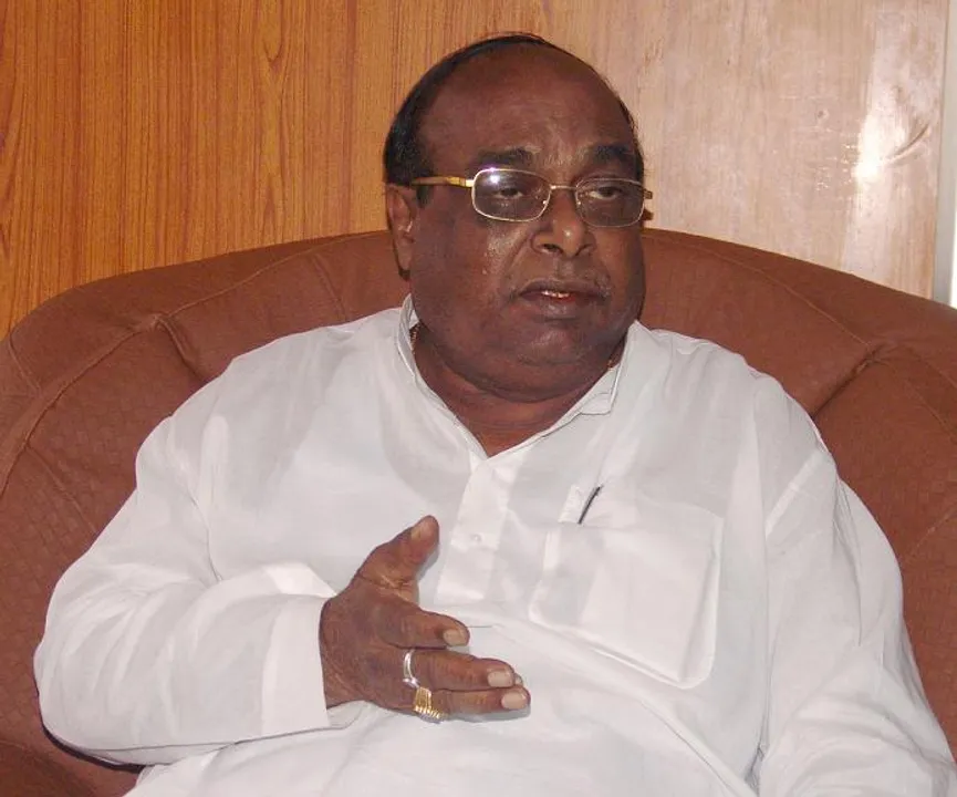  Sum tragedy: Odisha Health Minister busy selling ads, says Dama