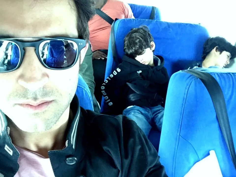  Pic. Courtesy: twitter.com/iHrithik 