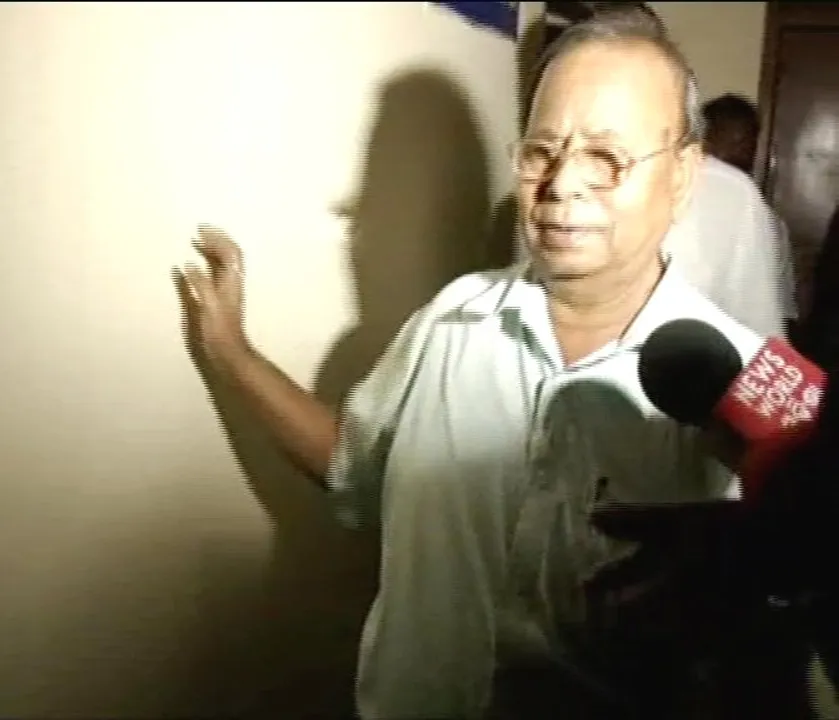  Vigilance court awards 2-yr RI to IFS officer in DA case