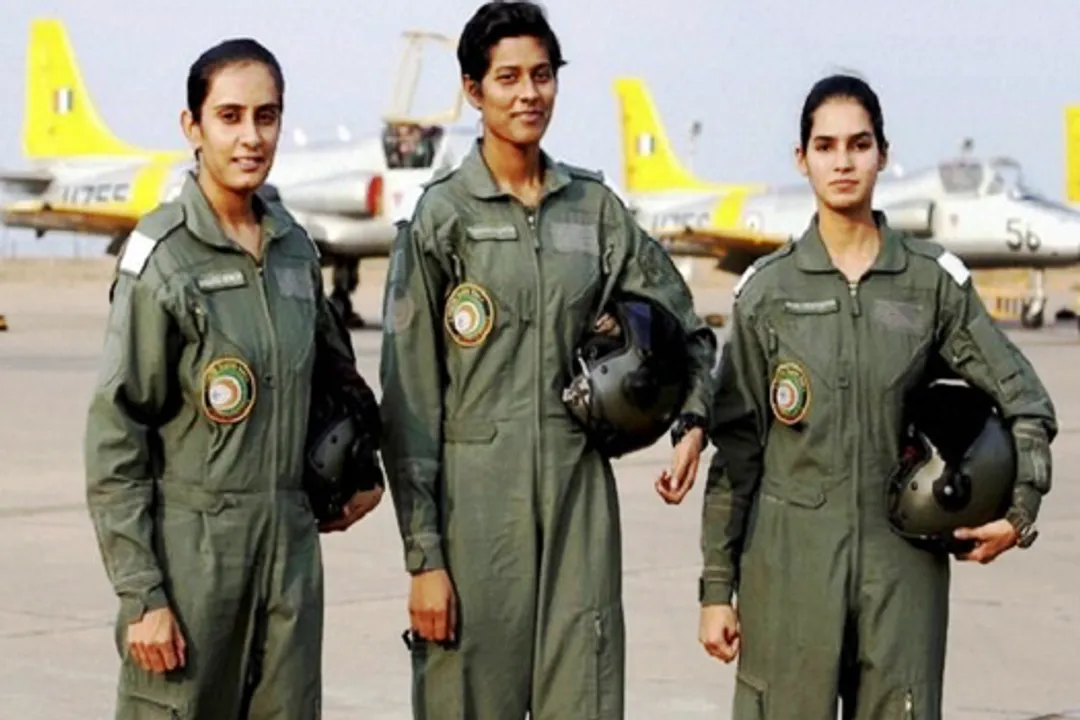  India's first three women fighter pilots commissioned