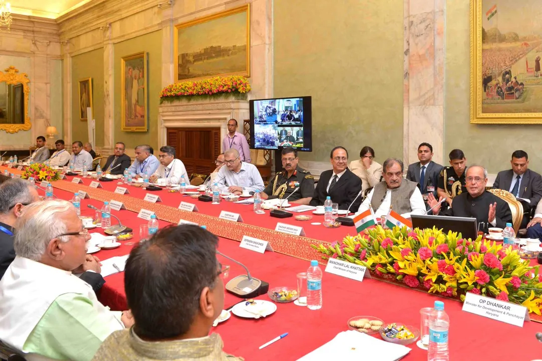  Pic. Courtesy: twitter.com/RashtrapatiBhvn 