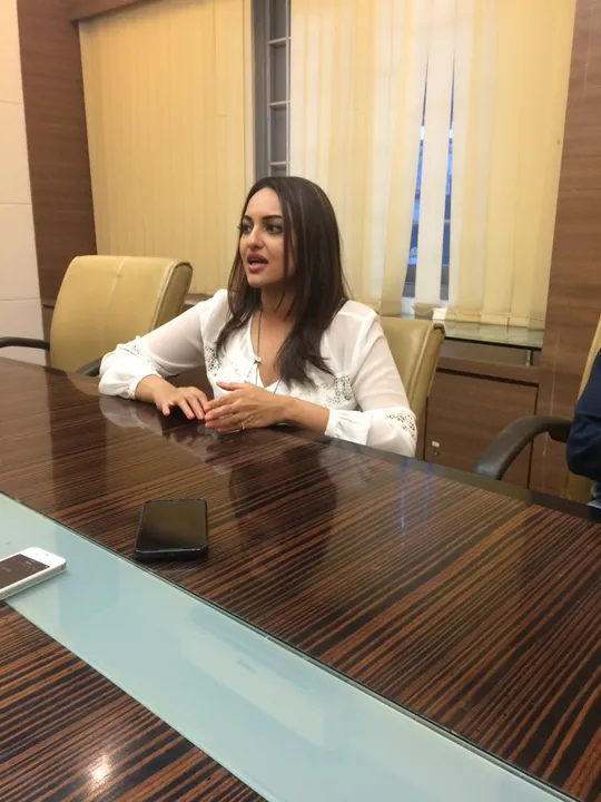  Pic. twitter.com/sonakshisinha 