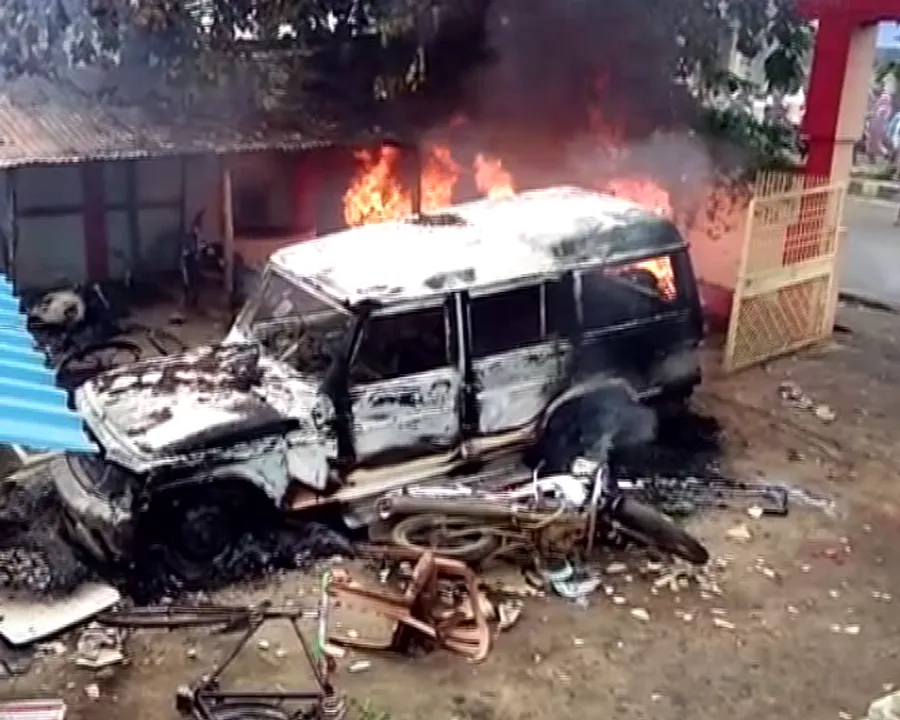  Eve teasers kill girl’s mother, locals torch police jeep in Odisha