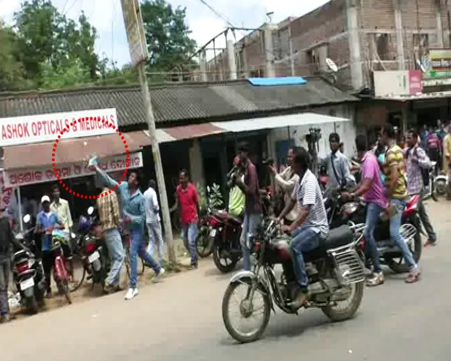  BJP workers hurl eggs at Odisha Agri Min again