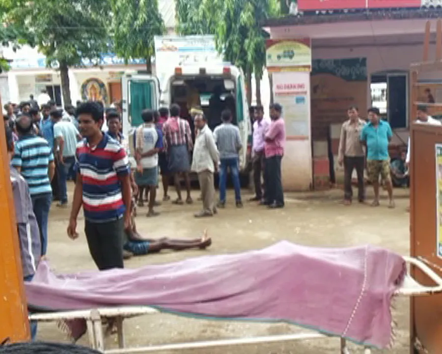  Tension over patient's death at CHC in Odisha's Kalahandi