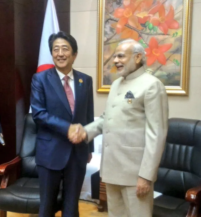  Pic. twitter.com/meaindia 