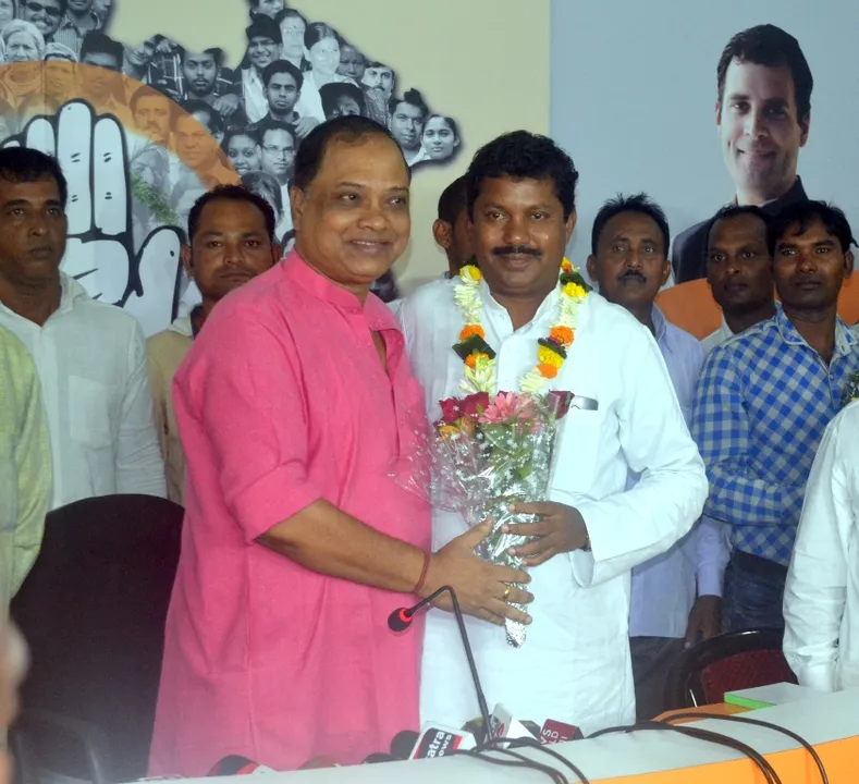  Former Odisha MLA Shivaji Majhi back in party fold