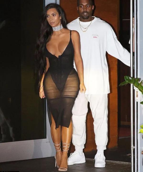  Pic. twitter.com/kimkardashian 