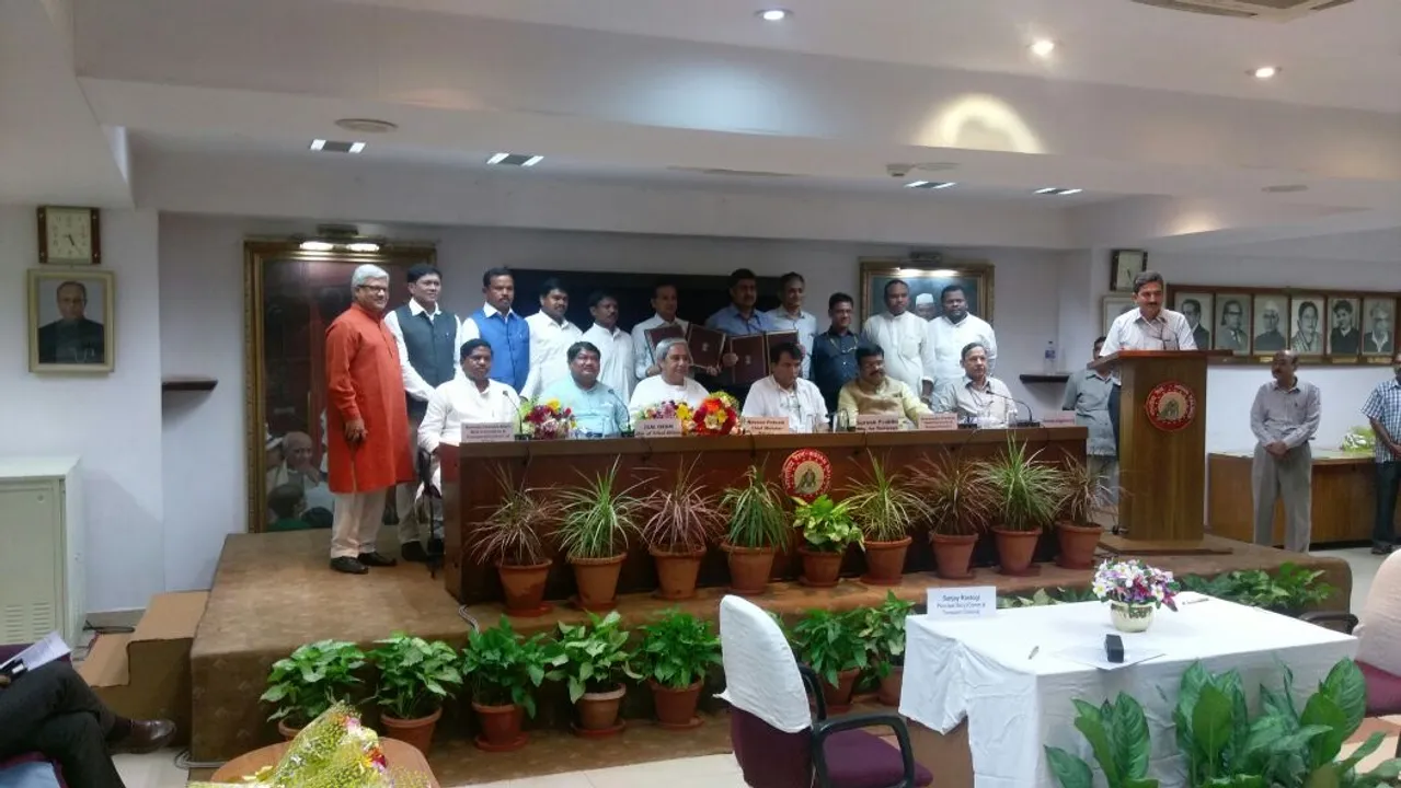  MoU signed for two new railway line projects in Odisha