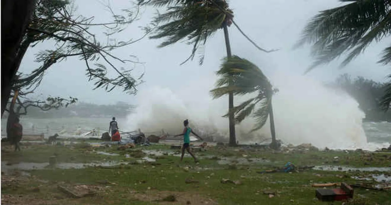  Cyclonic storm ‘DAYE’ crosses Odisha coast, to weaken gradually