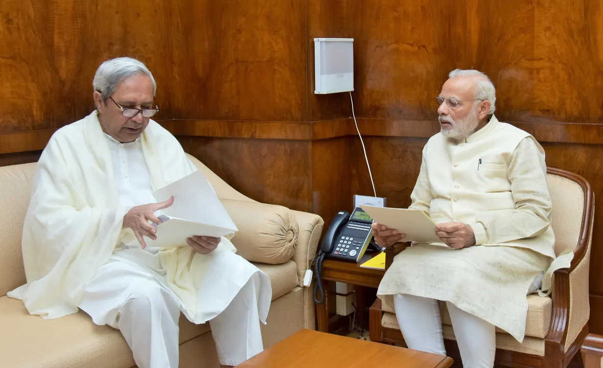  Odisha CM takes up demonetization, Mahanadi issues with PM