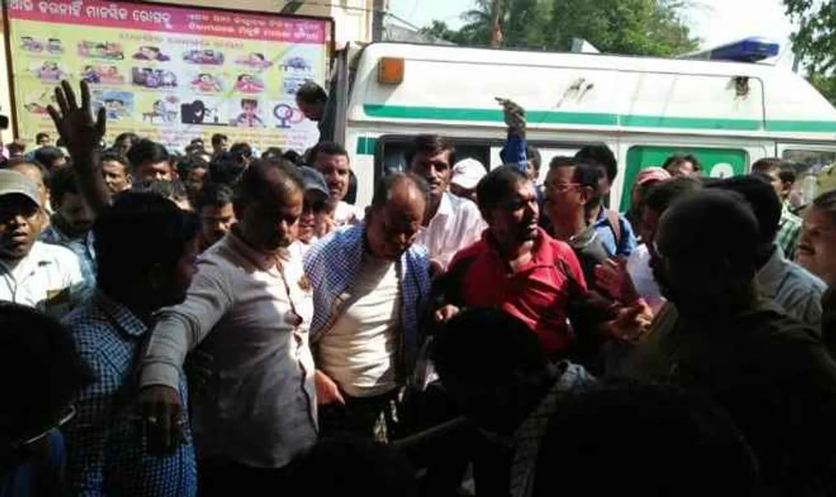  Former MLA injured in car accident in Odisha's Balasore