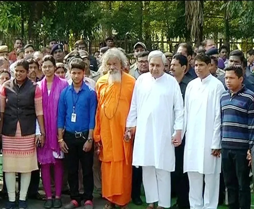  Odisha CM inaugurates human chain in BBSR