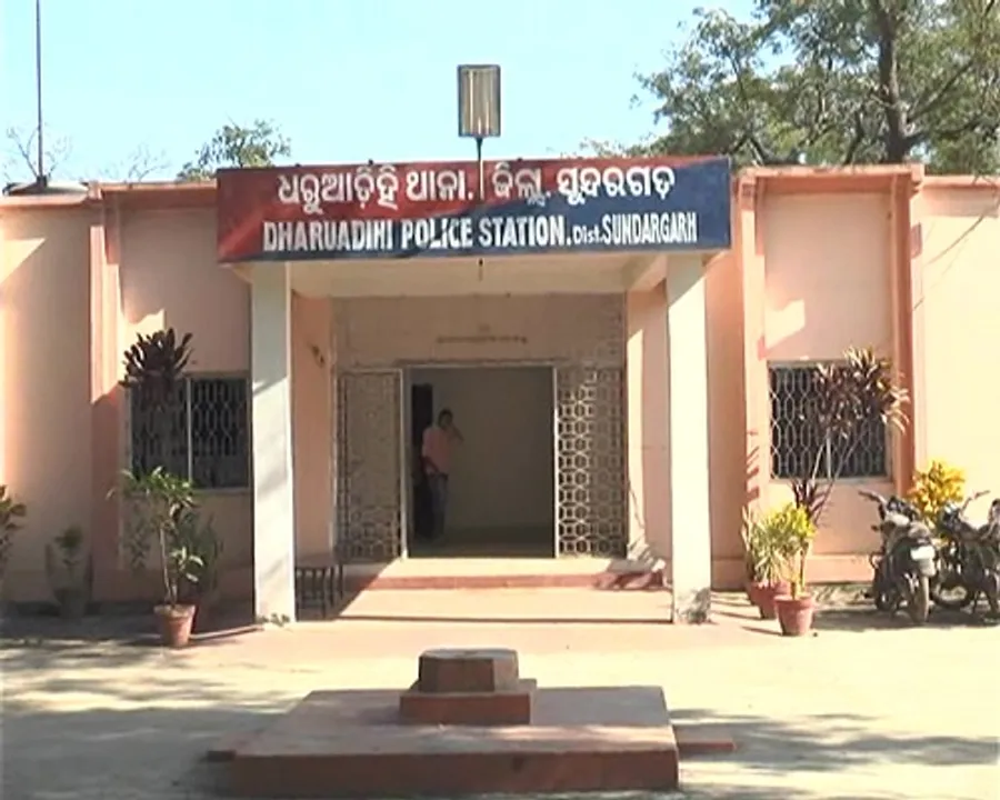  Youth hacks neighbour to death, injures parents in Odisha