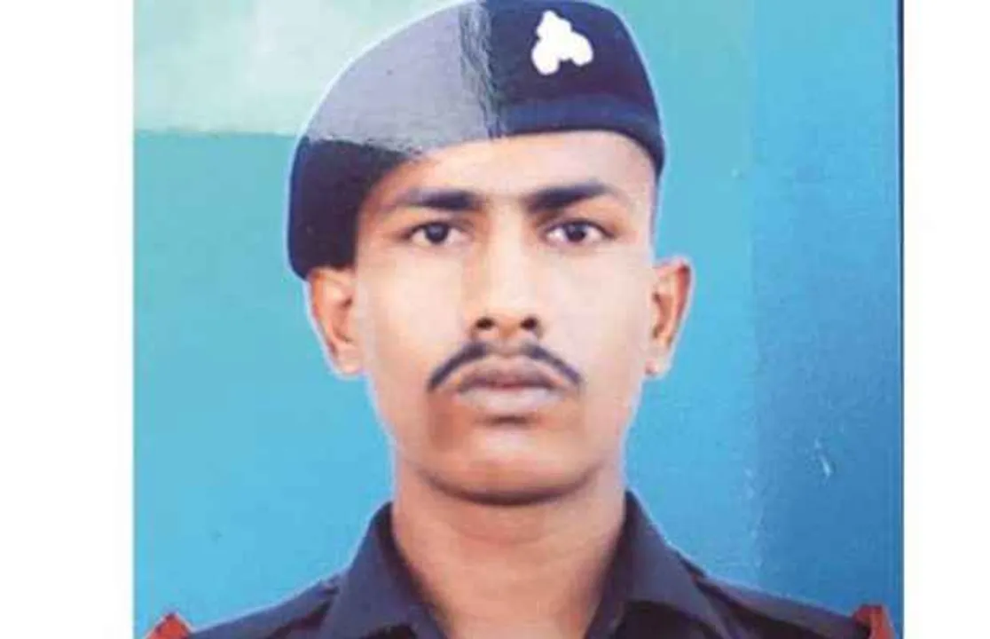  Pakistan releases Indian soldier, handed over to India