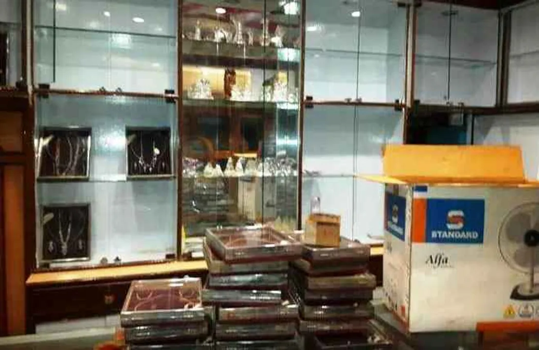  Jewellery worth Rs 4 lakh looted in Odisha's Keonjhar